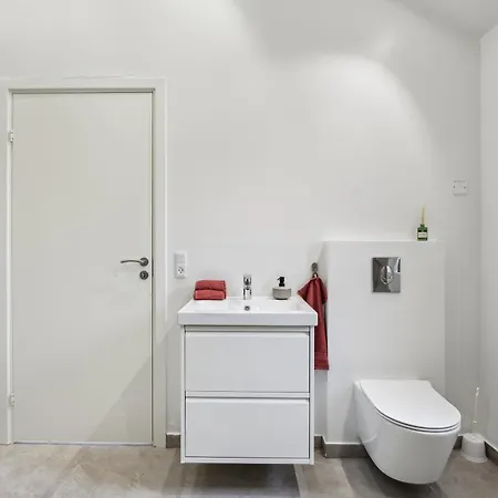 New Inviting Near And Nature